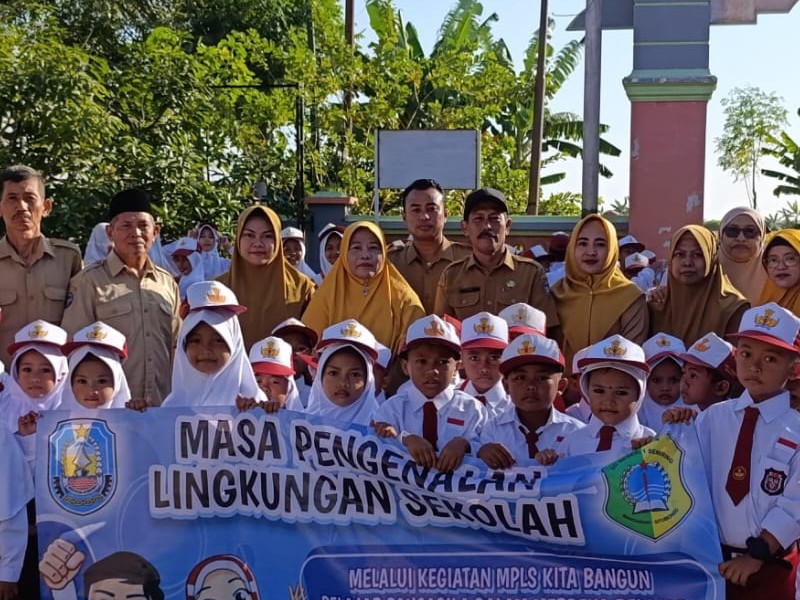 KEGIATAN MASA PENGENALAN LINGKUNGAN SEKOLAH (MPLS) UNTUK PESERTA DIDIK BARU TAHUN AJARAN 2025/2026