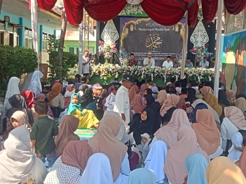 KEGIATAN MAULID NABI MUHAMMAD SAW