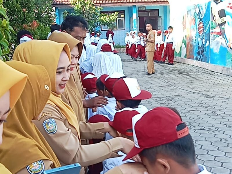 KEGIATAN HALAL BIHALAL SDN 1 SEMIRING